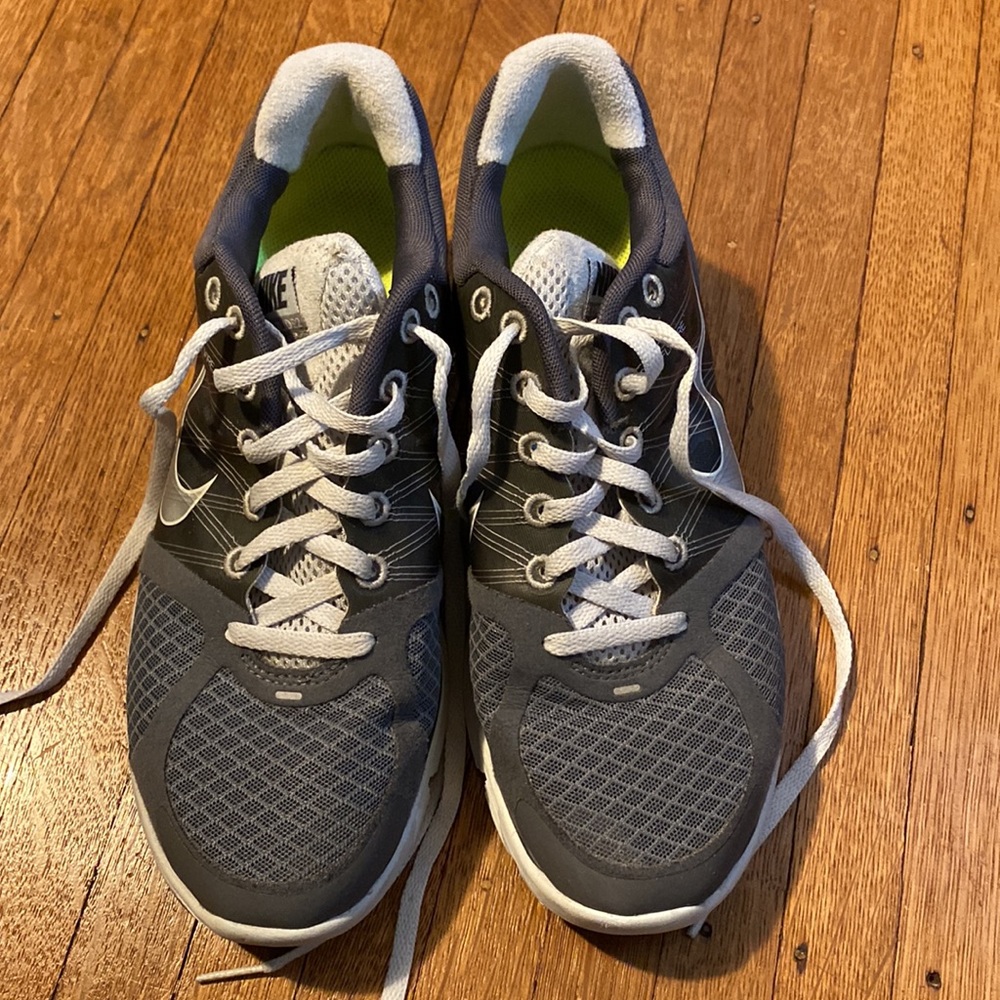 Nike Lunarglide 2 Flywire Running Shoes Sneakers 407647-013 - size 7.5 - Picture 2 of 8